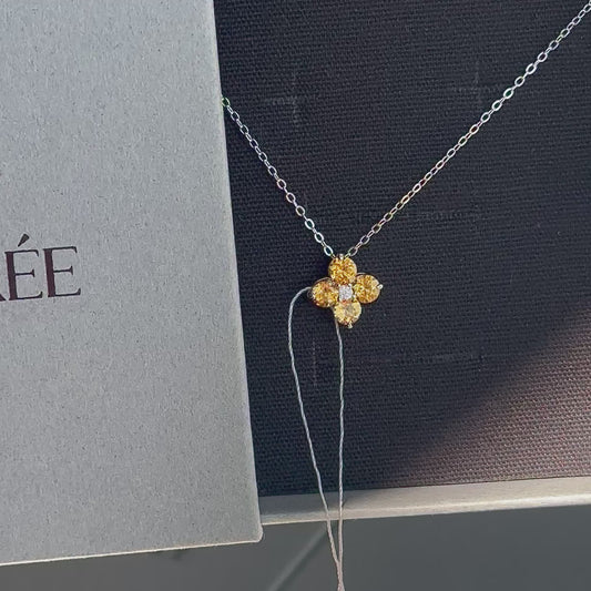 Srebrny łańcuszek z moissanitem i kryształami „Honey Blossom”